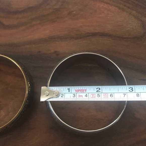 (3) Beautiful Bracelets Metal - Picture 2 of 8